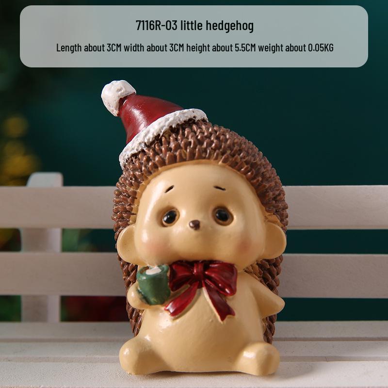 Creative Christmas Family Resin Figurine: Santa Claus Cartoon Doll for Children's Room Decorations