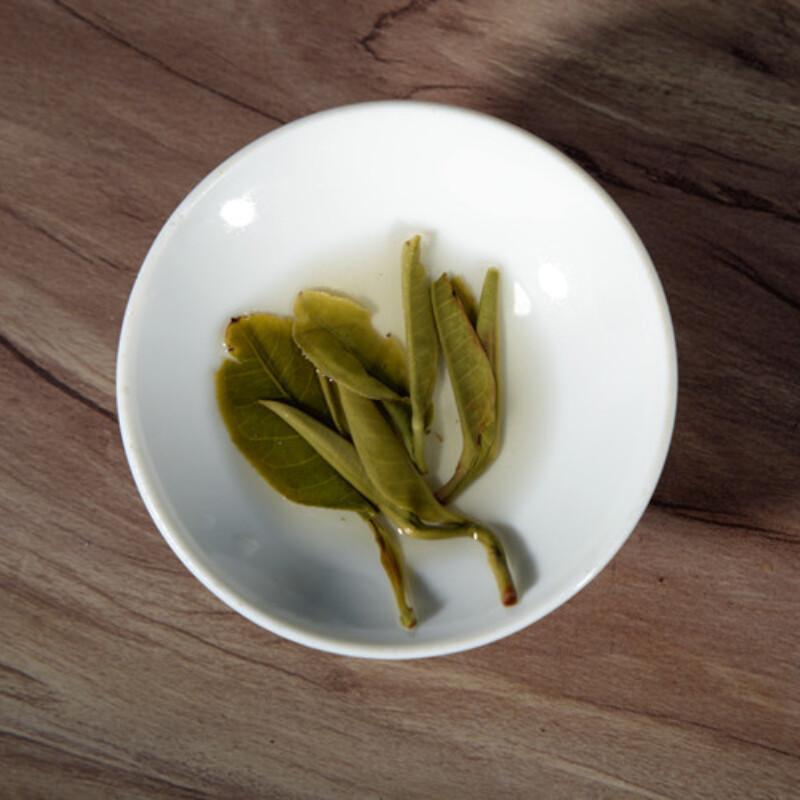 Yunnan Menghai Spring Puerh Tea Cake 357g Raw Green Tea Wellness