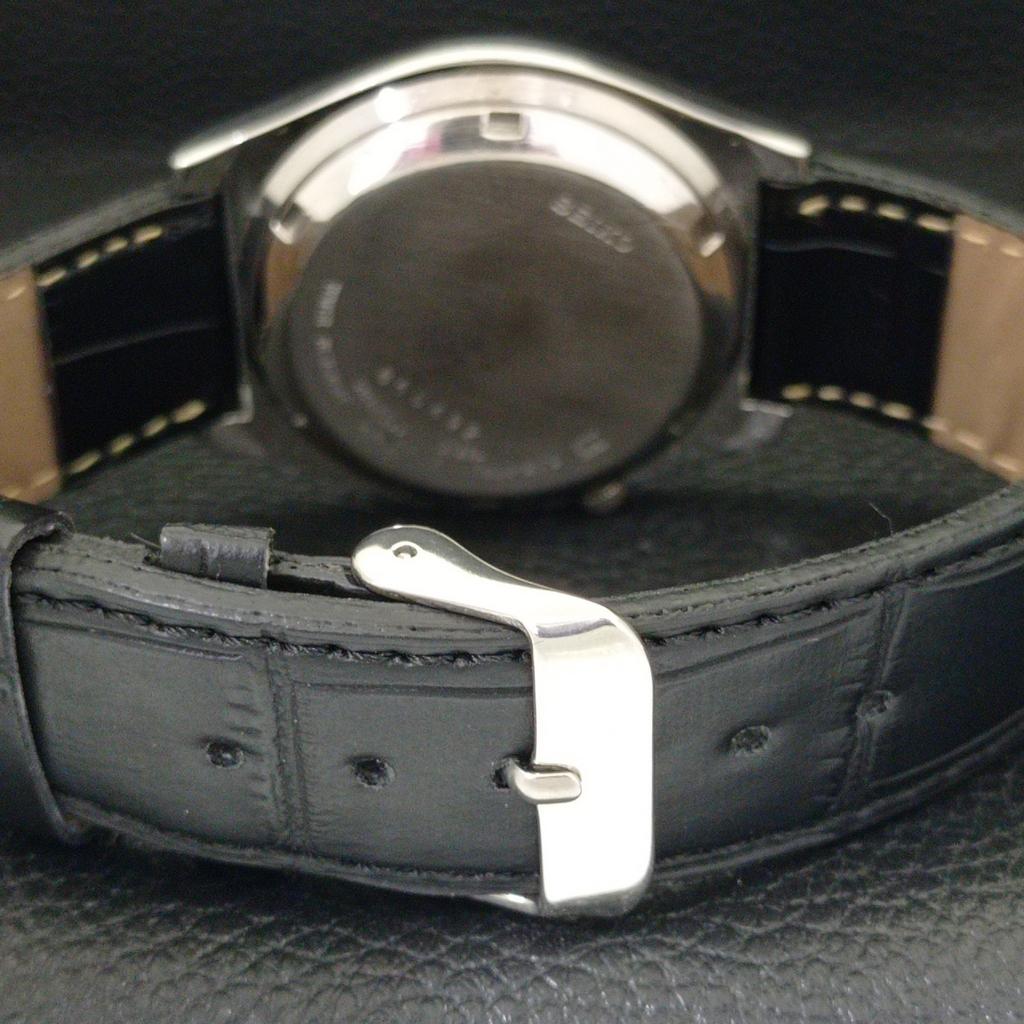 USED VINTAGE SEIKO 5 AUTOMATIC 7019A JAPAN MENS BLACK COLOR DIAL WATCH a433711-2 R118-a433711