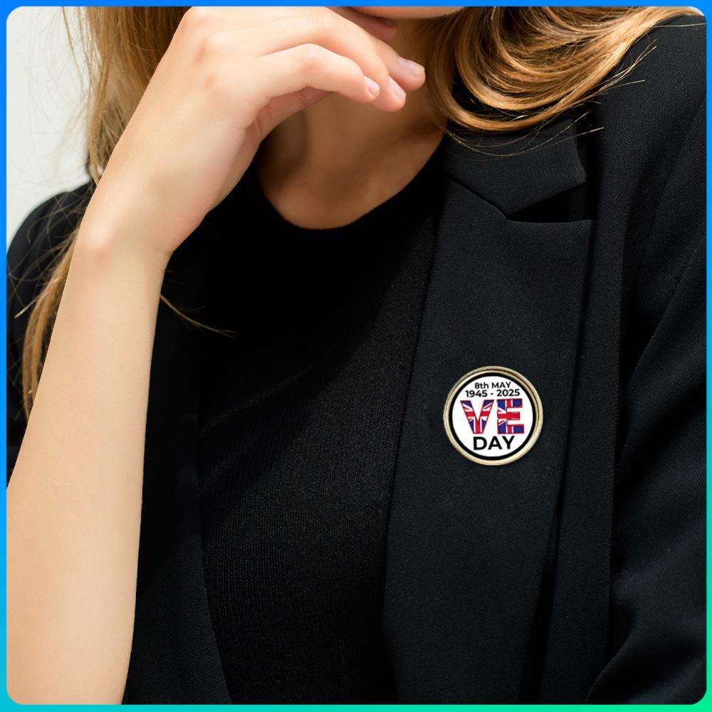 

VE Day 80th Anniversary 1945-2026 8th May VE Day Collectable Badges Round Emblem Pin for Clothing Bags Shirt Backpack China Mainland