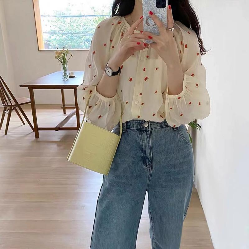 Embroidered Long Sleeved Shirt Women's Summer Thin Shirt Round Neck Slimming Loose Sun Protection Top