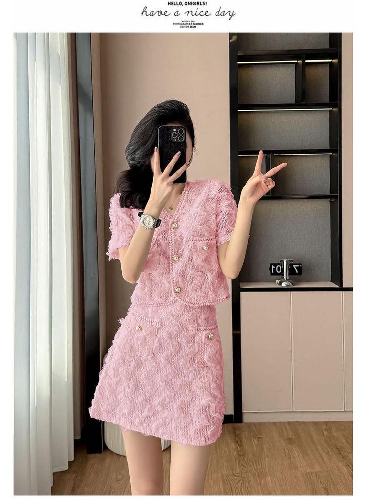 2026 Petite French Chic Apricot Lace Top & Skirt Set - Summer New Arrival