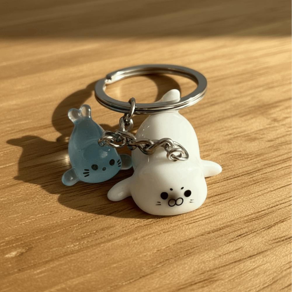 3Pcs 3D Design 3D Luminous Keychain Luminous Feature Simple Design Sea Lion Keychain Resin Material Creative Style Key Holder