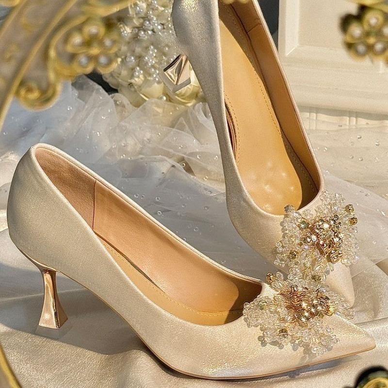 

Fashion Autumn New Pointed Toe Shallow Mouth Slip-on Non-Slip Wear-Resistant High Heels Crystal Flower Slip 40