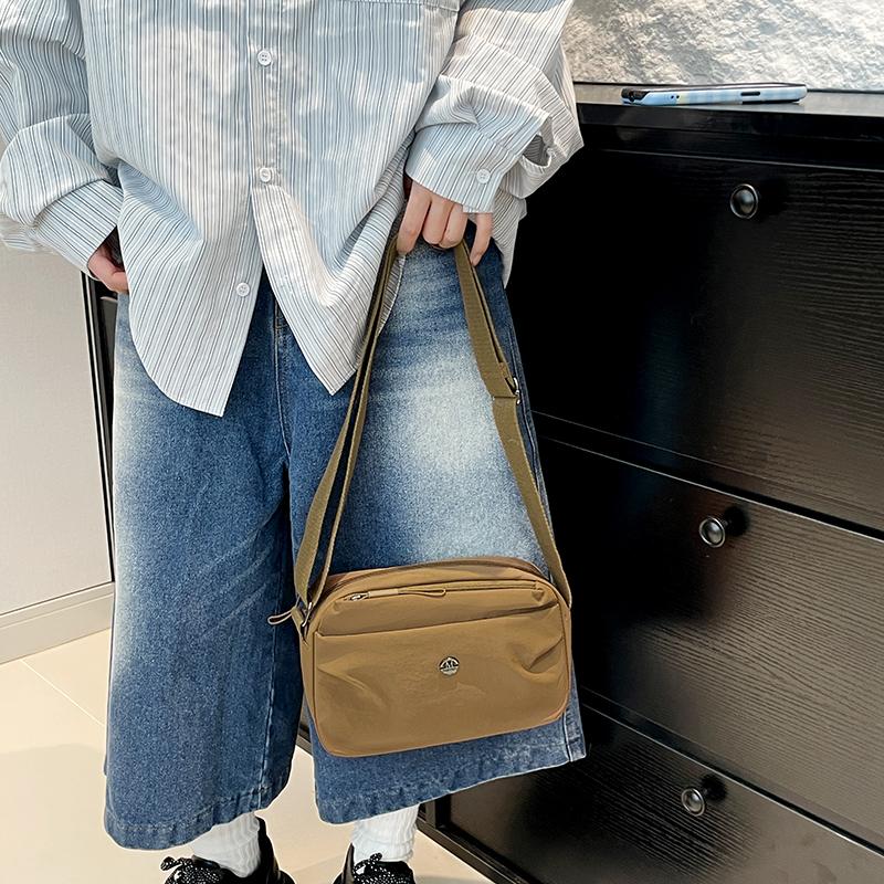 Vanntett dameveske i nylon med flere lag, crossbody-veske, damehåndveske med stor kapasitet, lommebok, uformell skulderveske, putepose