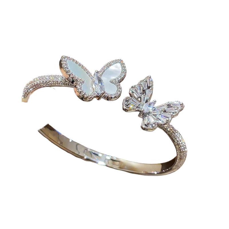 Zircon Mother-of-Pearl Butterfly Open Bangle - Elegant, Fashionable, High-End Women's Jewelry.