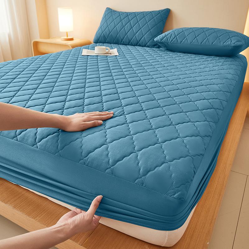 

Rhombus lattice padded waterproof fitted sheet mattress protective cover skin-friendly quilted fitted sheet three-piece set 90x200cm 3pcs темно-синього кольору