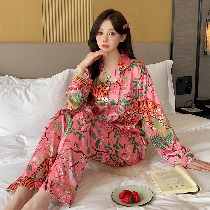 Spring And Summer Thin Long-Sleeved Ice Silk Loungewear Fairy Mori Peach Blossom Tiger Can Wear Light Luxury Pajamas For Women