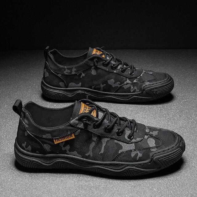 

Летняя обувь. Мужская модная дышащая камуфляжная повседневная обувь. Мужские кроссовки на плоской подошве. Уличные прогулочные нескользящие лоферы. 39