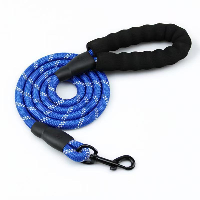 Dog leash Night reflective nylon round rope Foam dog leash Medium and large dog chain Multi-colored products