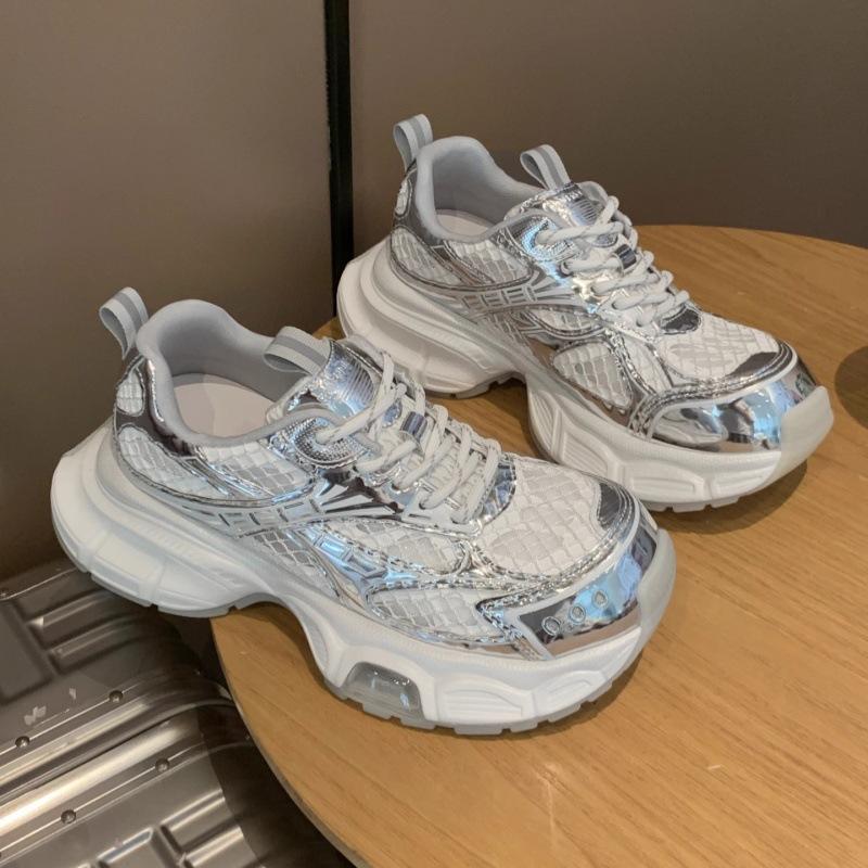 2025 summer new thick-soled thin-mesh breathable dad shoes women's versatile air cushion straps small height-increasing casual shoes