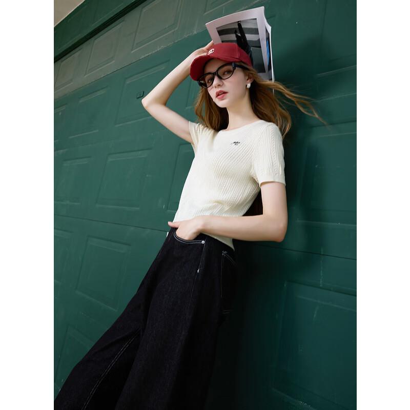 Sancai 2025 Autumn Simple Embroidered Knit Pullover