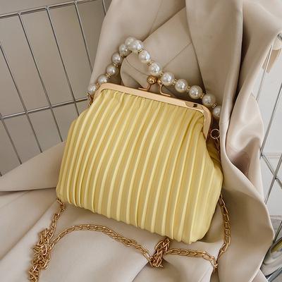 Moda Cadena Plisada Niña Bandolera Simple Color Puro Perla Bolso de Hombro para Niña Cien Señoras Bolso de Concha Decoración Metálica PU