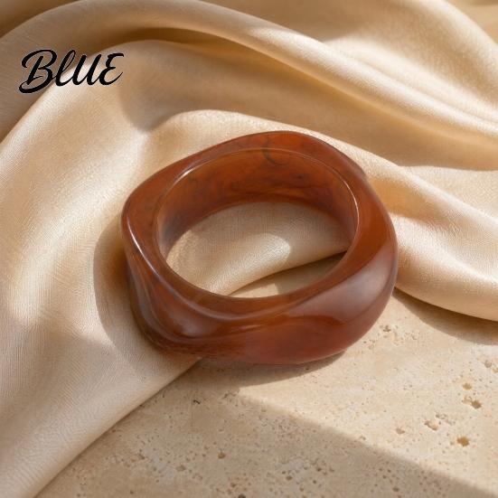 Eco-friendly Resin Bracelet Translucent Bracelet Exaggerated Irregular Shape Retro Lightweight