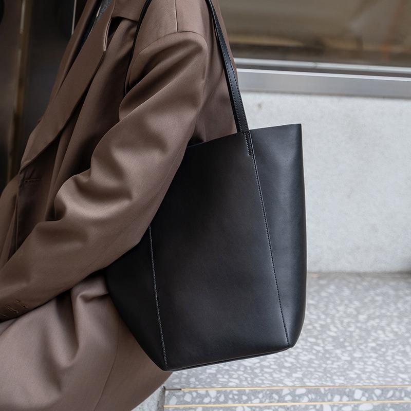 Tote Bag Autumn and Winter New Bag Women's Fashion Casual Versatile Leather Women's Bag Portable Shoulder Armpit Bag Women