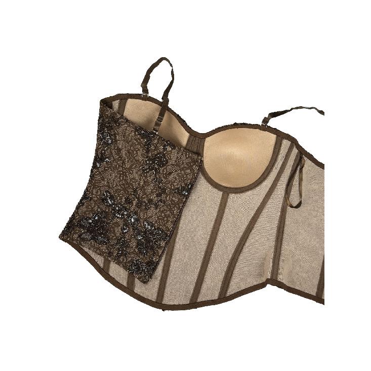 Corsetti, abbigliamento da donna alla moda ed elegante