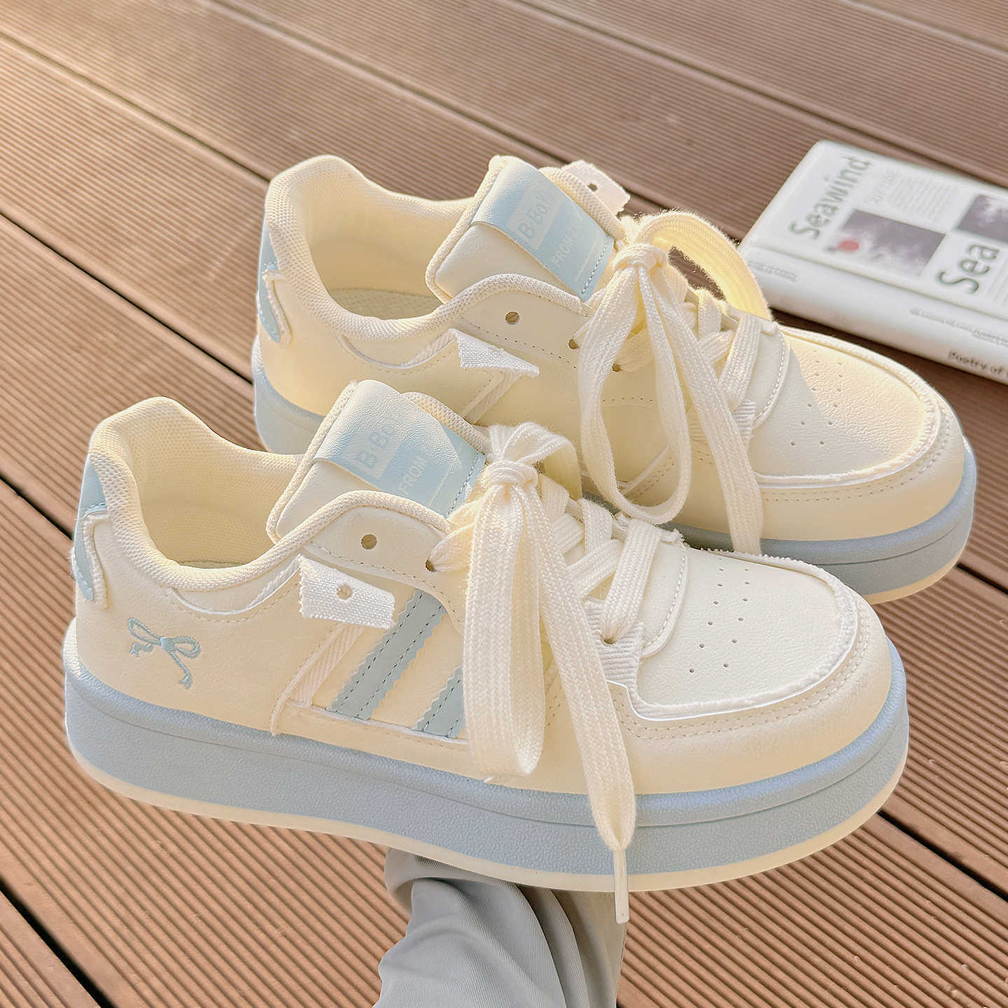 

Little white shoes women s 2025 new summer breathable thin thick soles not tired feet board shoes casual sports shoes niche shoes 40