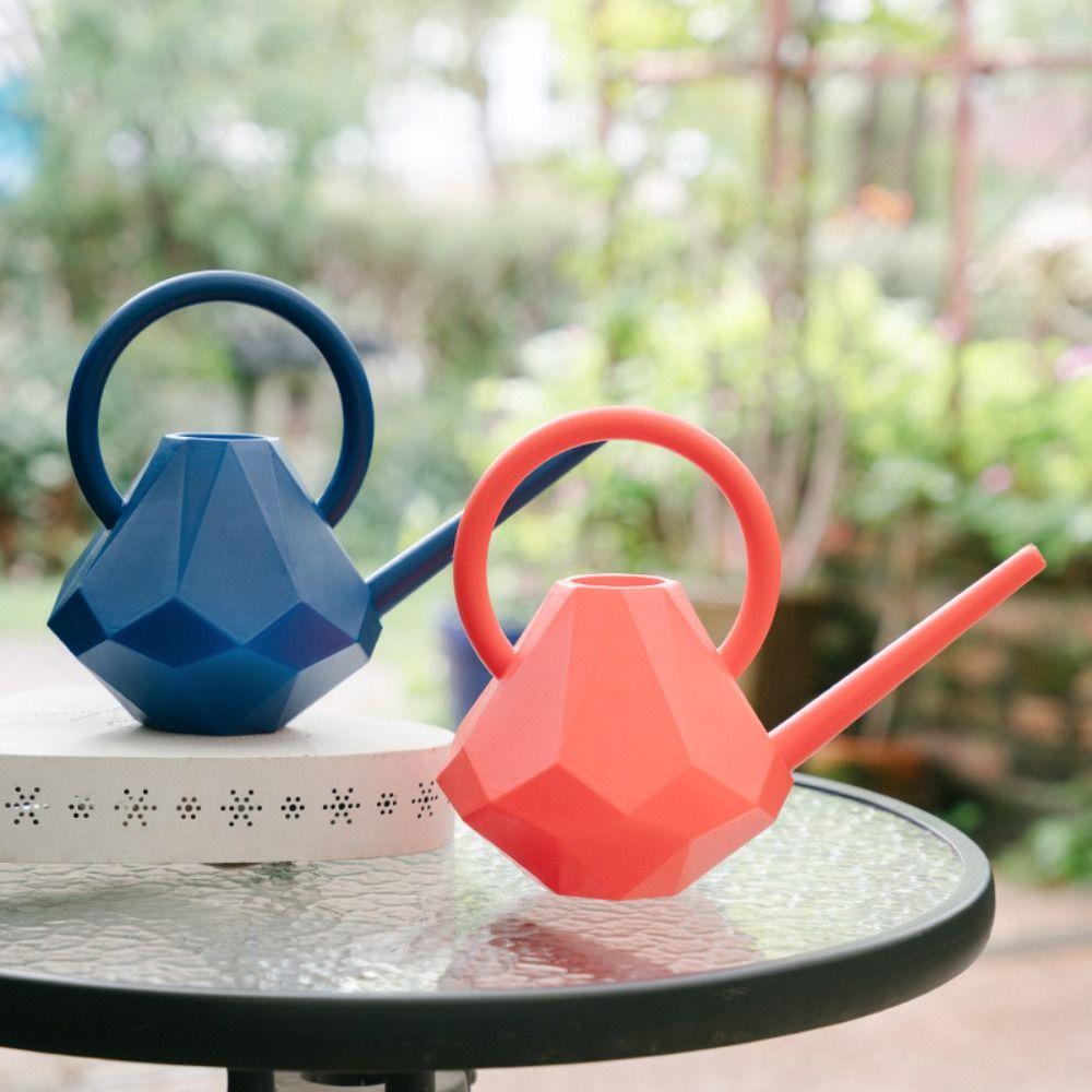 

Plastics Watering Can Home Water Spraying Pot Portable Watering Pot for Children