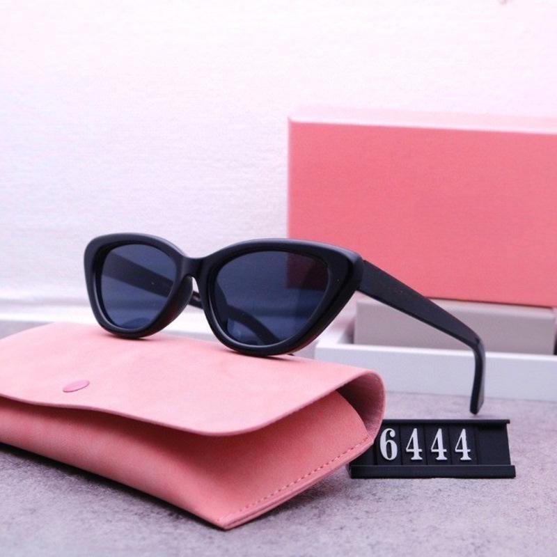 Chic Leopard Print Cat-Eye Sunglasses: Stylish Retro European & American Sunshade for Women