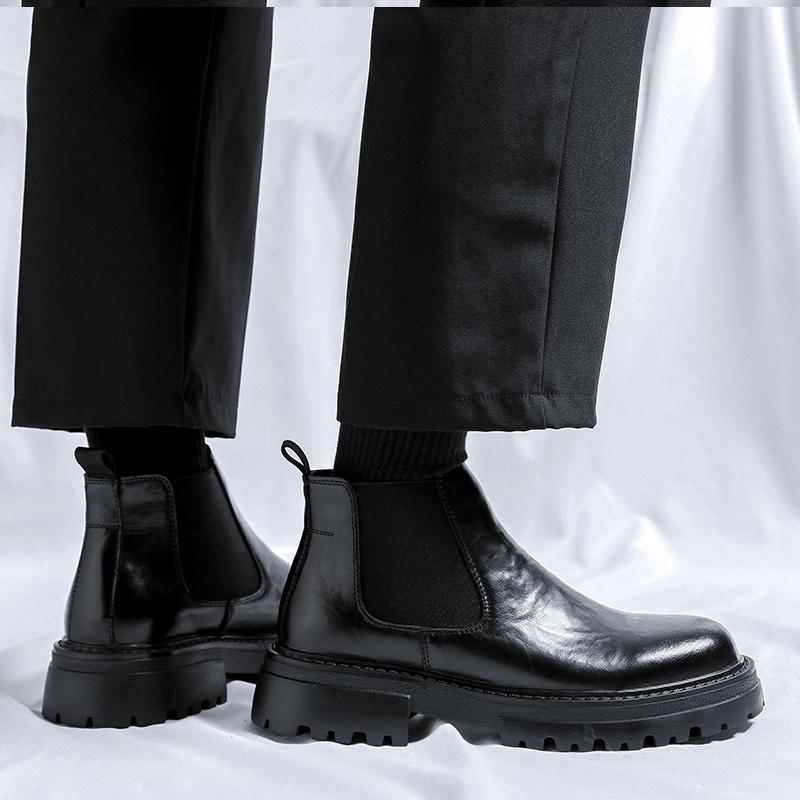Fashion Thick soled men's boots Minimalist and fashionable British style Business Office Outdoor autumn and winter leather shoes Black