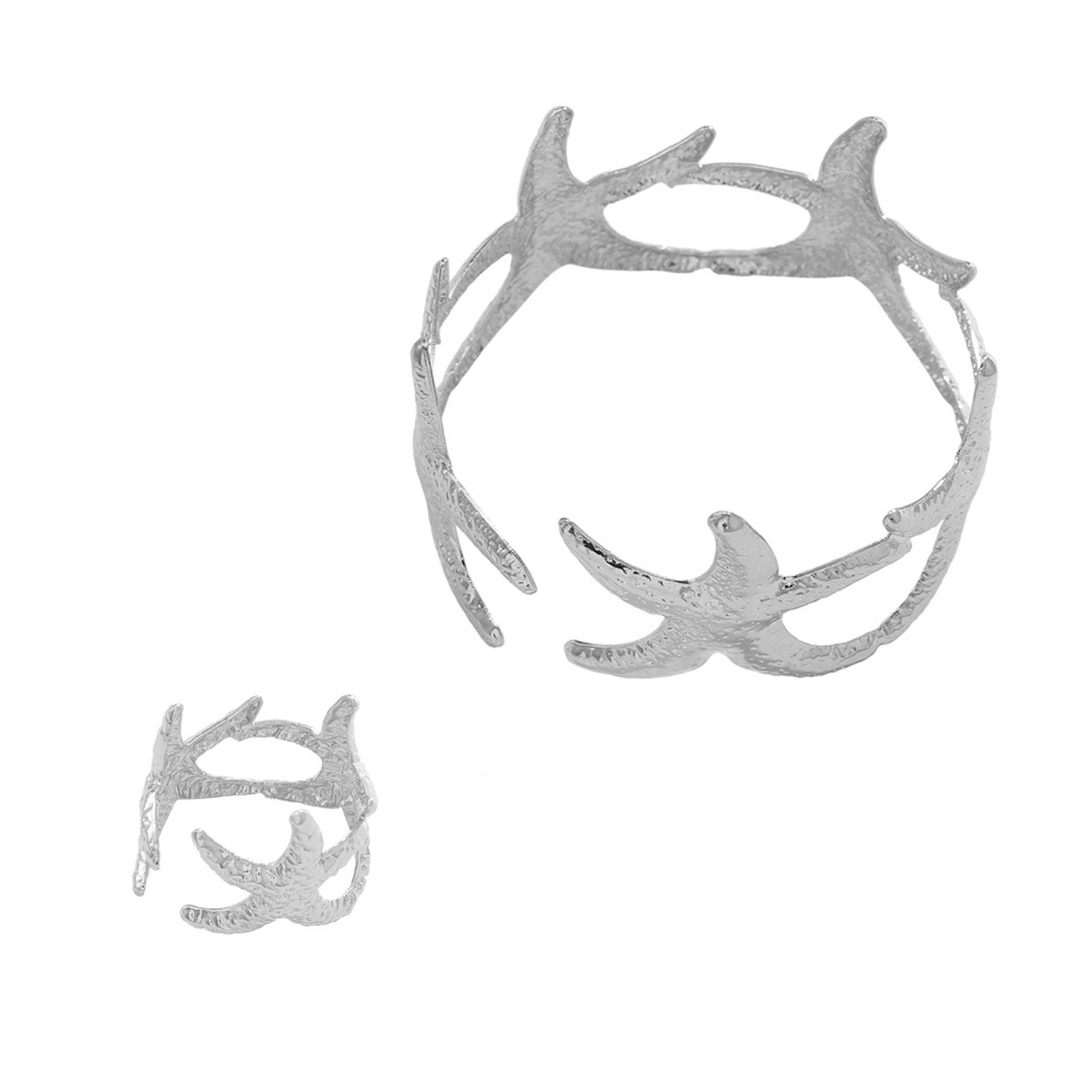 

Модный браслет и набор колец в виде полых морских звезд. Элегантные регулируемые кольца, идеально подходящие для повседневной носки и светских мероприятий. серебряный