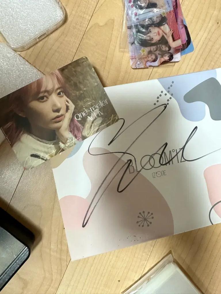 IZ*ONE merchandise bundle Used
