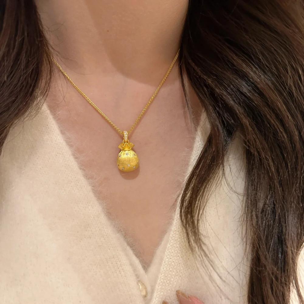 Chinese Style Antique Gold Diamond Lucky Money Bag Pendant Necklace Women Delicate Filigree Collarbone Jewelry Gift