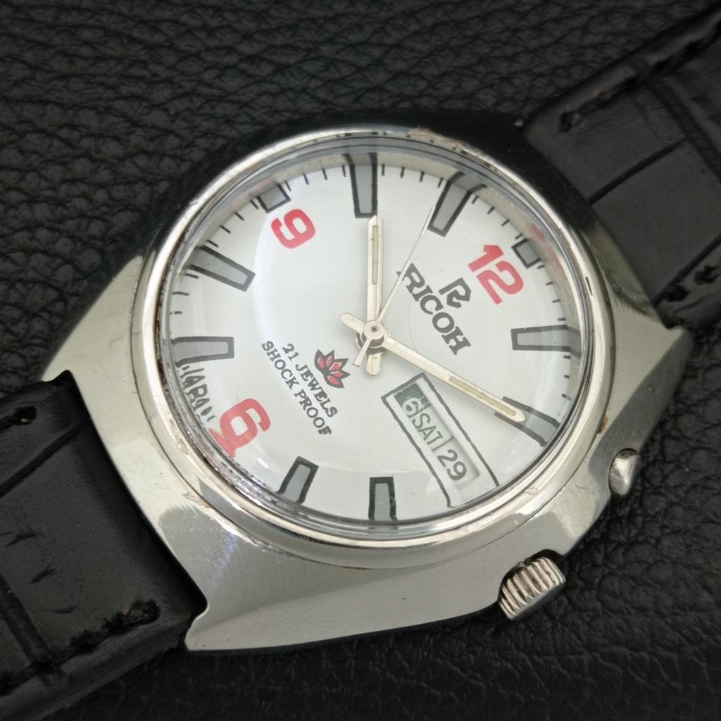 VINTAGE RICOH R31 AUTOMATIC JAPAN MENS WHITE COLOR DIAL WATCH A709393-1