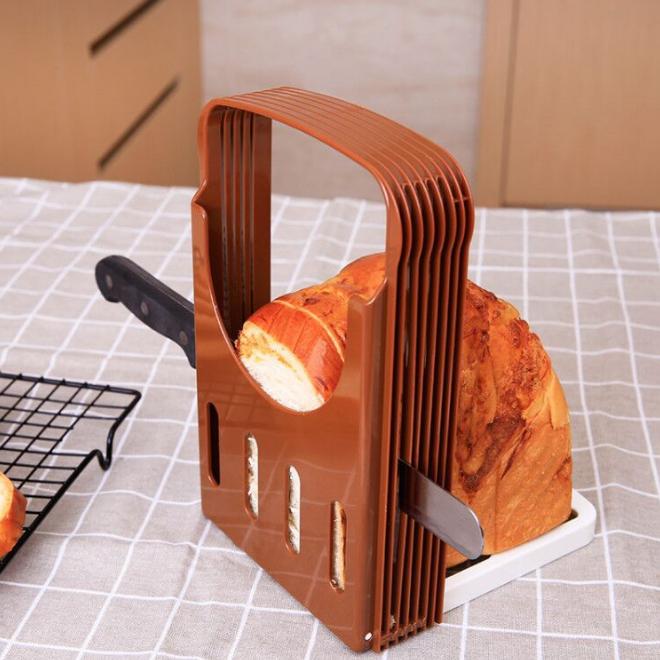 Foldable Practical Bread Cutter Loaf Toast Slicer Cutting Slicing Guide Kitchen Tool