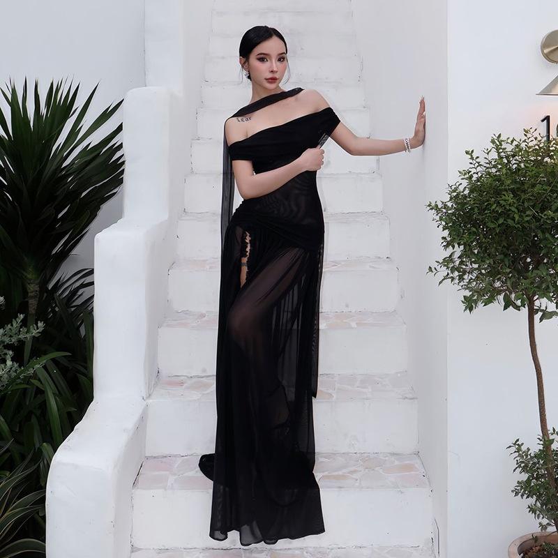 Women's Fashion Sexy Spice Mesh Perspective Slim-fit One-line Shoulder Slit Dress