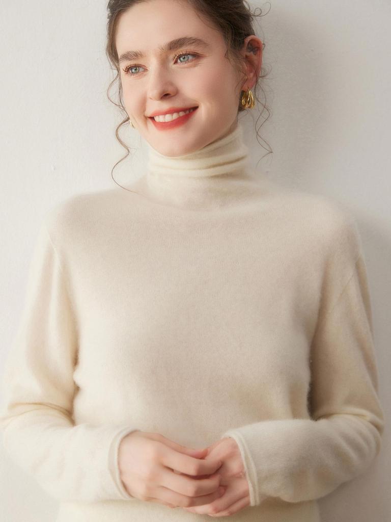 Top-tier Women's Slim-Fit Cashmere Turtleneck with Rolled Hem - Perfect for Autumn and Winter.