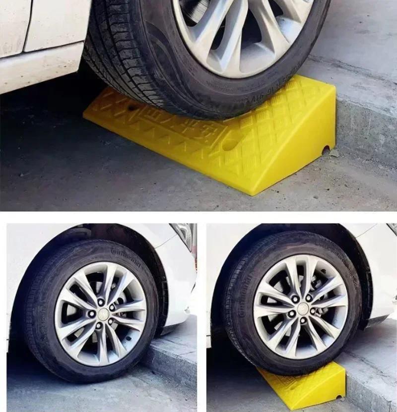 Car Access Ramp Triangle Pad Speed Reducer Durable Threshold for Automobile Motorcycle Heavy Wheelchair Duty Rubber Wheel 9CM