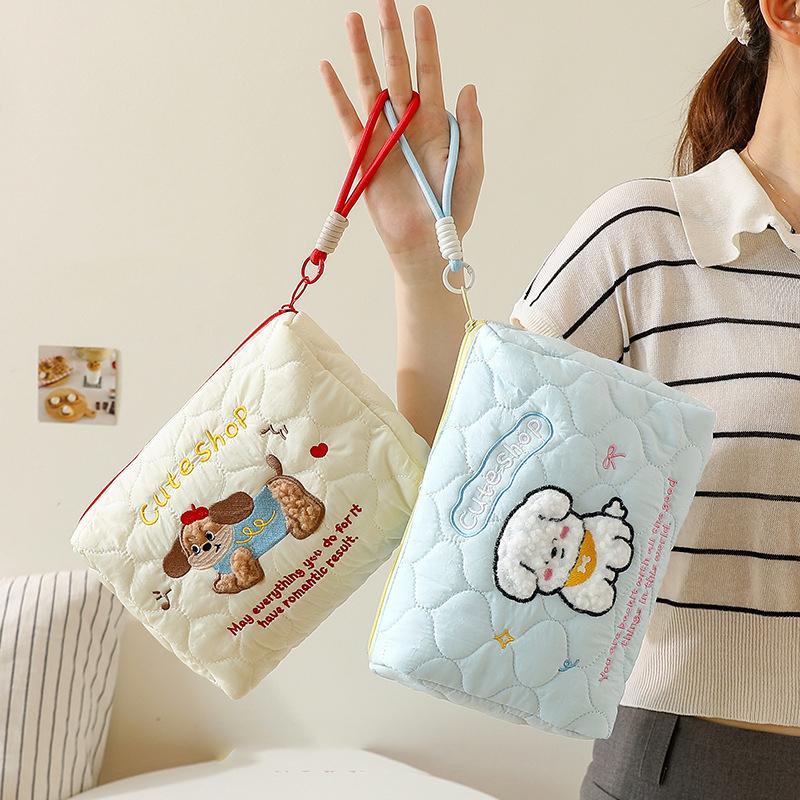 Large Capacity Makeup Bag Portable Cute Cartoon Dog Storage Bag Multi-Functional Cosmetic Bag Travel Storage Pouch For Women