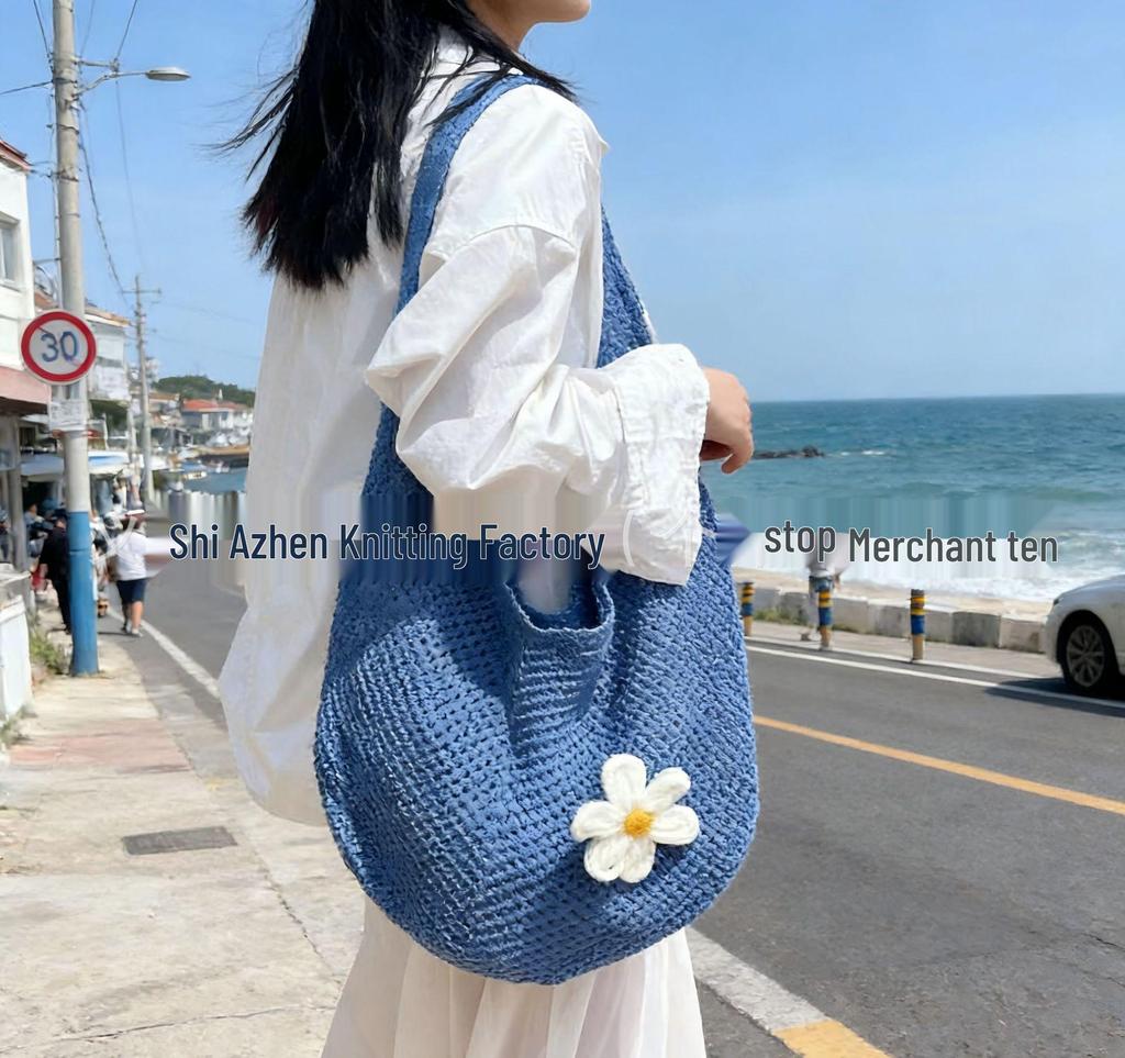 Women's Summer Casual Straw Handbag - Large Capacity, Hand-Woven, Perfect for Beach Vacations & Lazy Days.