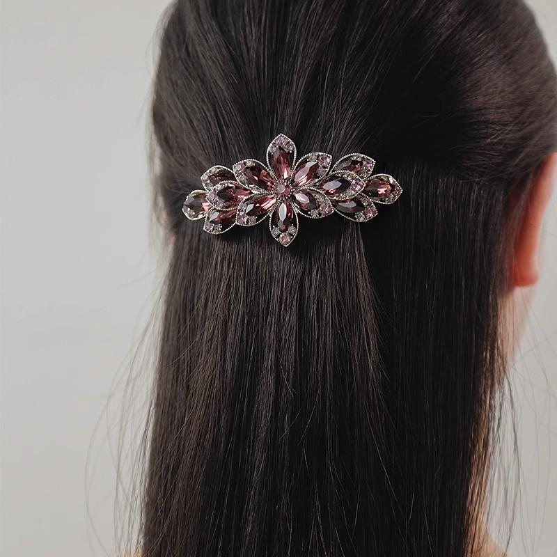 Presilhas de Cabelo Femininas de Alta Qualidade, Toque de Luxo Leve e Sofisticado, Presilhas de Cabelo com Mola de Cristal, Modernas