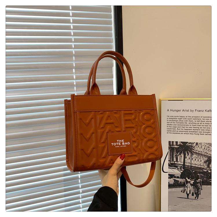 New Tote Bag Niche Versatile Large-capacity High-end Printed Women's Bag Shoulder Bag Messenger Bag Bag