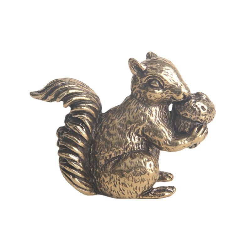 Brass Squirrel Holding Chestnut Creative Incense Holder Desktop Bronze Statue Crafts Tea Ornaments Decoration