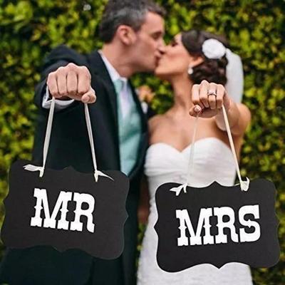 MR & MRS Kraft Paper Board With Ribbon Photo Props Chair Signs Wedding Decor Letter Sign Event Party  Decoration Supplies