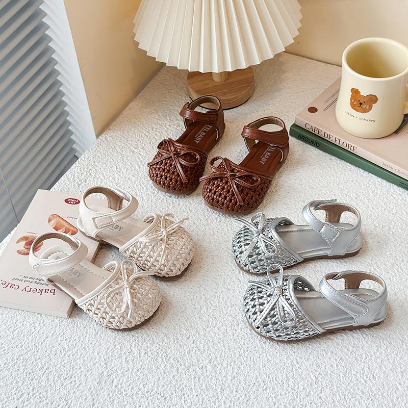 Kids Half Sandals Weave Trendy Girls Princess Shoes Soild Color Versatile 2025 Summer Children Beach Shoes Soft Sole Simple Bow