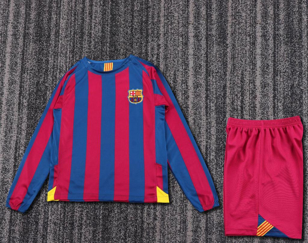 Kinder Vintage Langarm Fußballtrikot: Brasilien, Manchester United, Real Madrid & Barcelona Designs