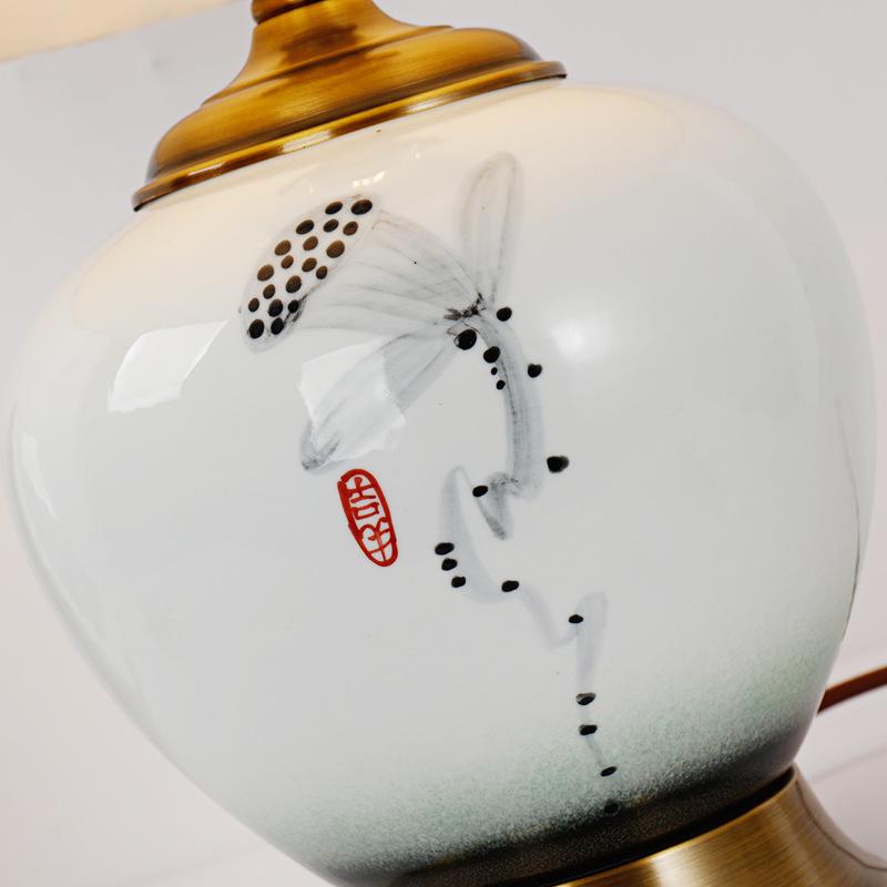 Hand-Painted Chinese Ceramic Table Lamp - Retro Warm Style for Living Room or Bedroom