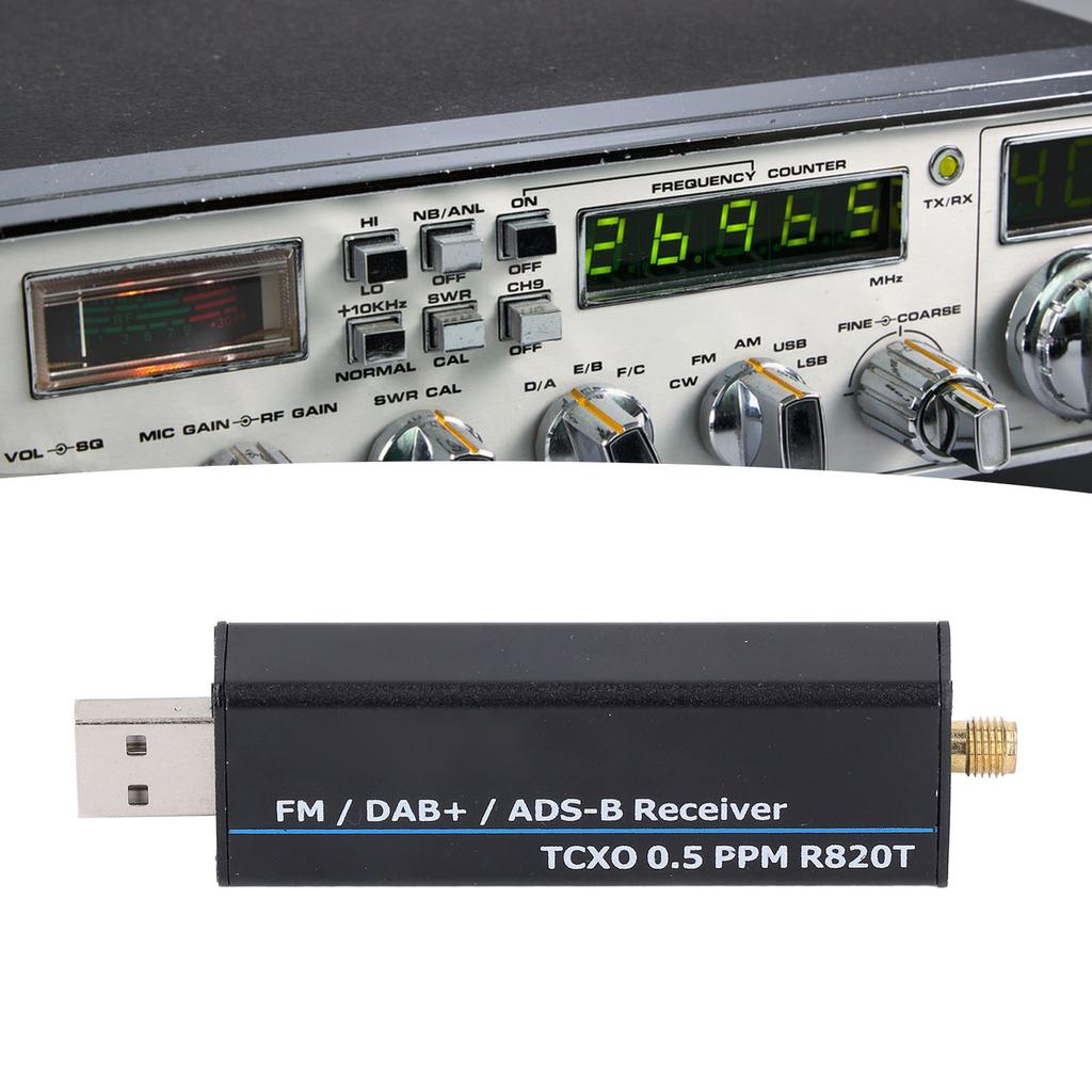 مستقبل RTL SDR من 100 كيلو هرتز إلى 1766 ميجاهرتز RTL2832U R820T2 0.5 جزء في المليون TCXO مستقبل راديو معرف بالبرمجيات
