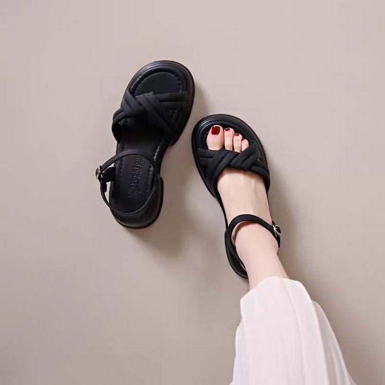 

Muffin sole sandals sports new summer one-word buckle with muffin beach women s skirt shoes 35 чорний