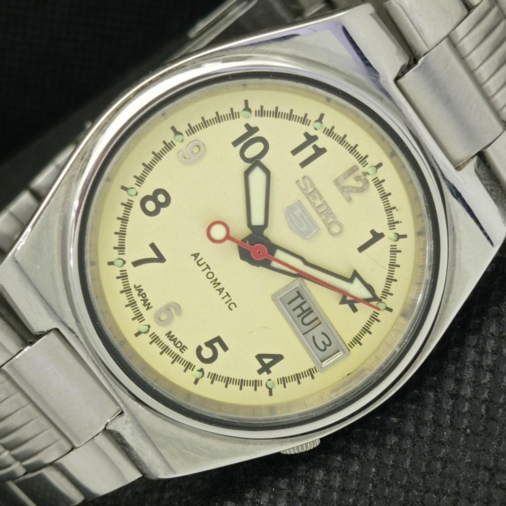 

Б/У винтажные мужские часы SEIKO 5 AUTOMATIC 7009A JAPAN DAY/DATE 594a-a311748-9 SKU594a-a311748