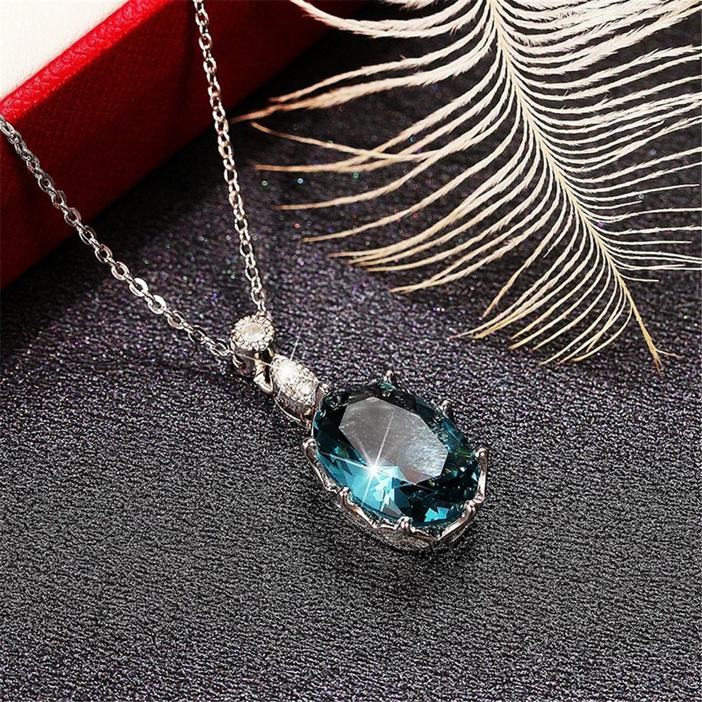Cute Female Big Crystal White Blue Zircon Stone Pendant Necklace Vintage Silver Color Wedding For Women