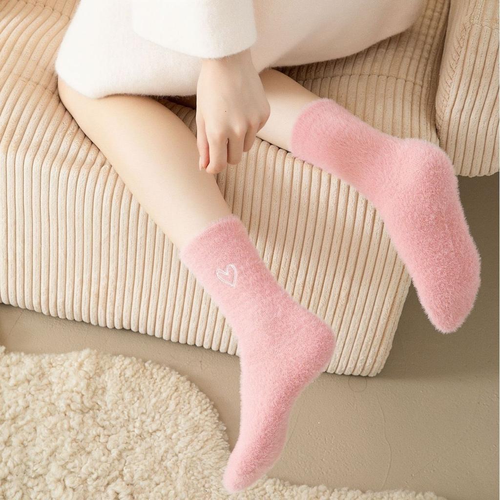 Women's Thickened Mink Fur Socks Pink Heart Embroidery Plush Sleepwear Solid Color Warm Middle Tube Autumn Winter Home Stockings Socks