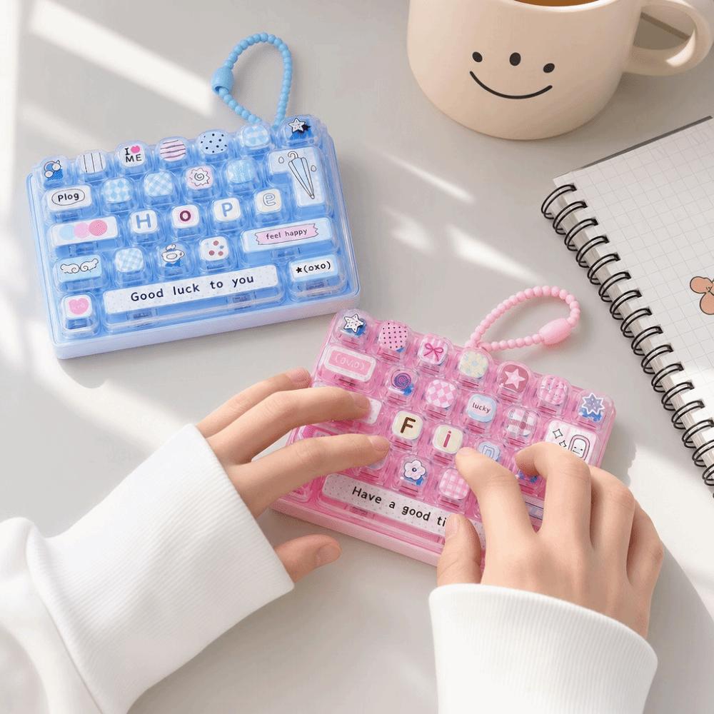 26-Key Mini Keyboard Pendant Cute Design Keyboard Keychain  Desktop Decoration
