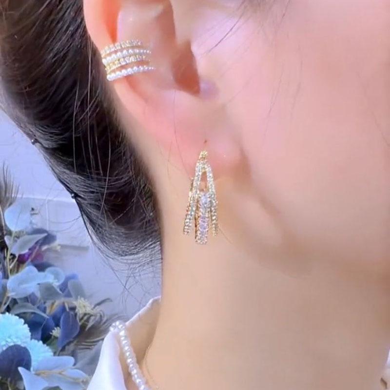 2025 Minimalist Zircon Ear Cuffs – Elegant, Versatile Micro-Paved Design