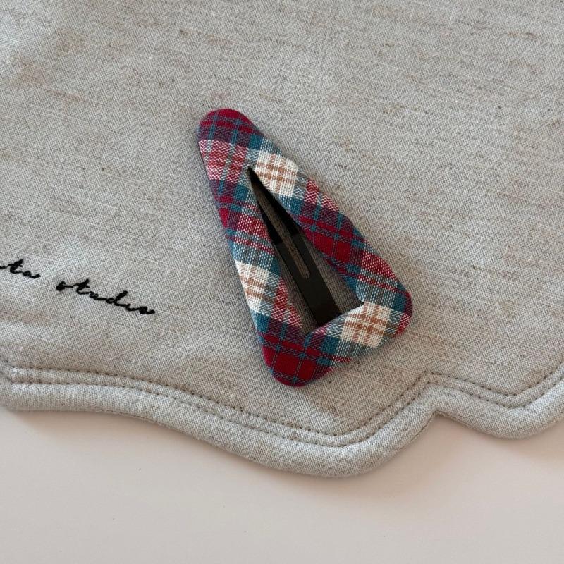 

1PcVintage Plaid Triangle Hair Clips Classic Checkered Fabric Barrettes Girls Daily Casual Hair Styling Fashion Hair Accessories