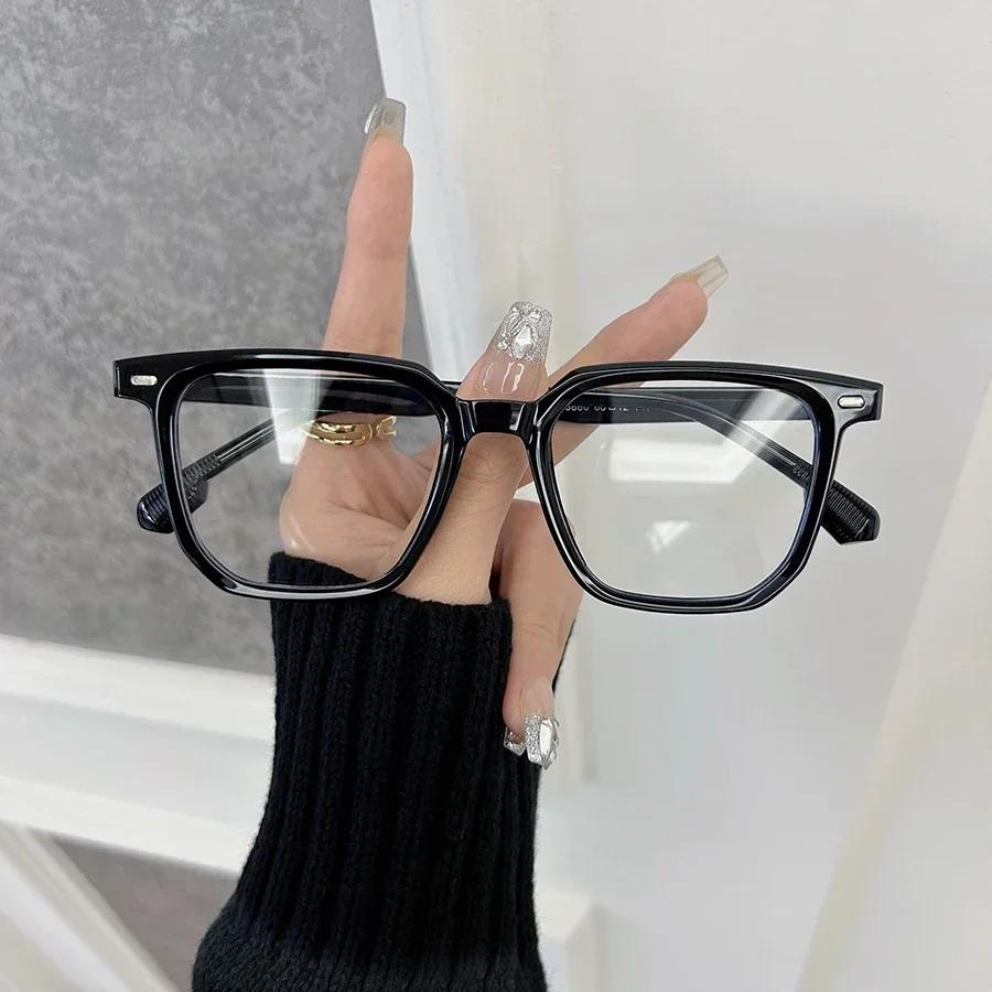 Square Anti Blue Light Glasses Fashion Retro Classic for Women Men Computer Gaming Eye Protection Plain Spectacles